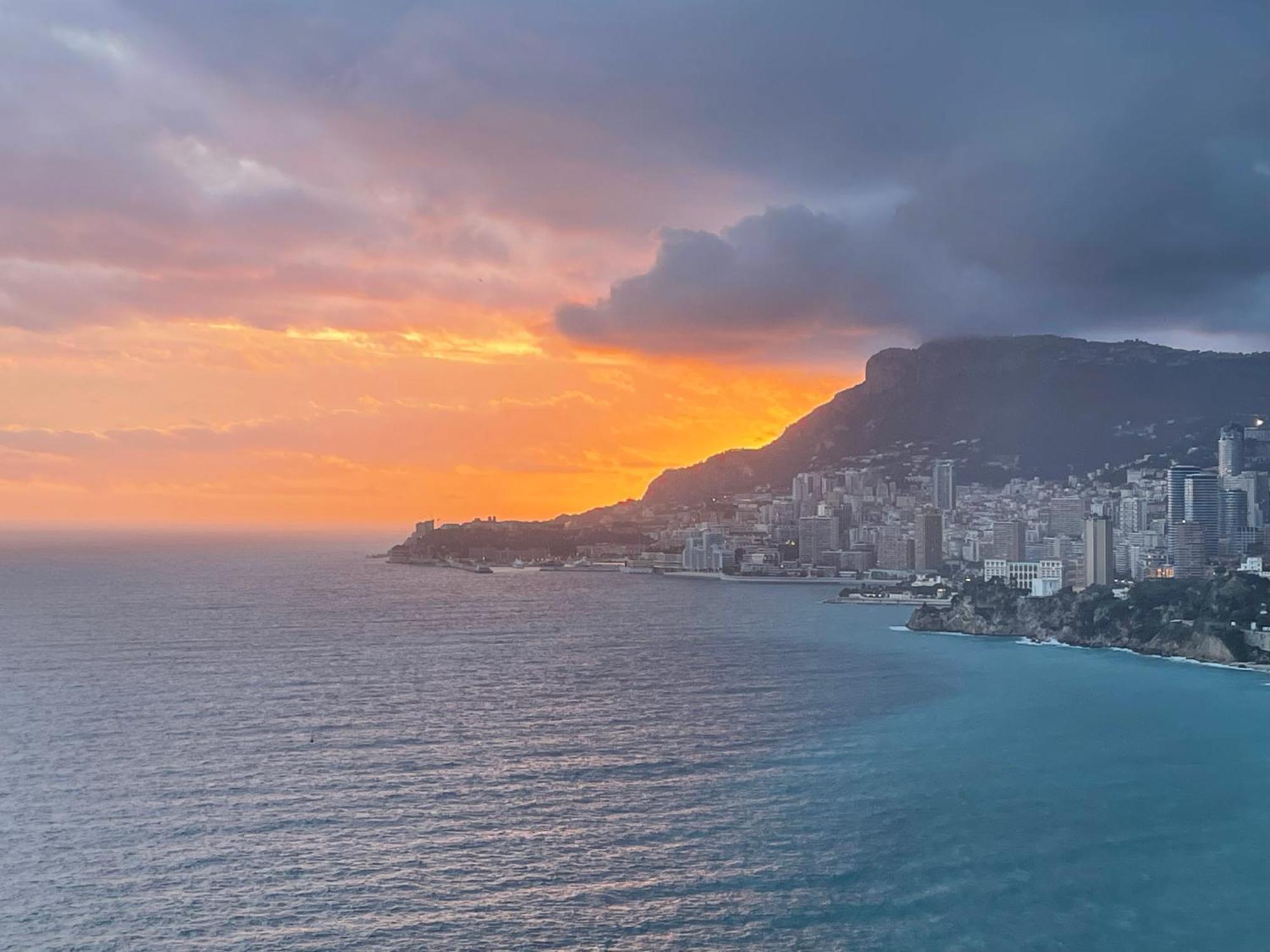 Aux Portes De Monaco Superbe T3 Vue Mer Roquebrune-Cap-Martin Luaran gambar